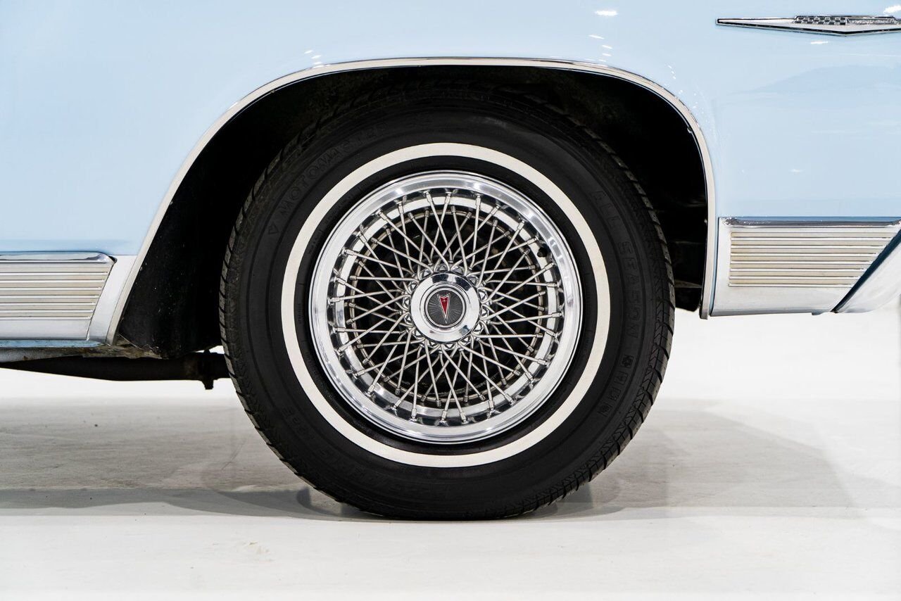 Pontiac Bonneville **PRICE IN USD** 1964 Bleu Montréal - photo #36