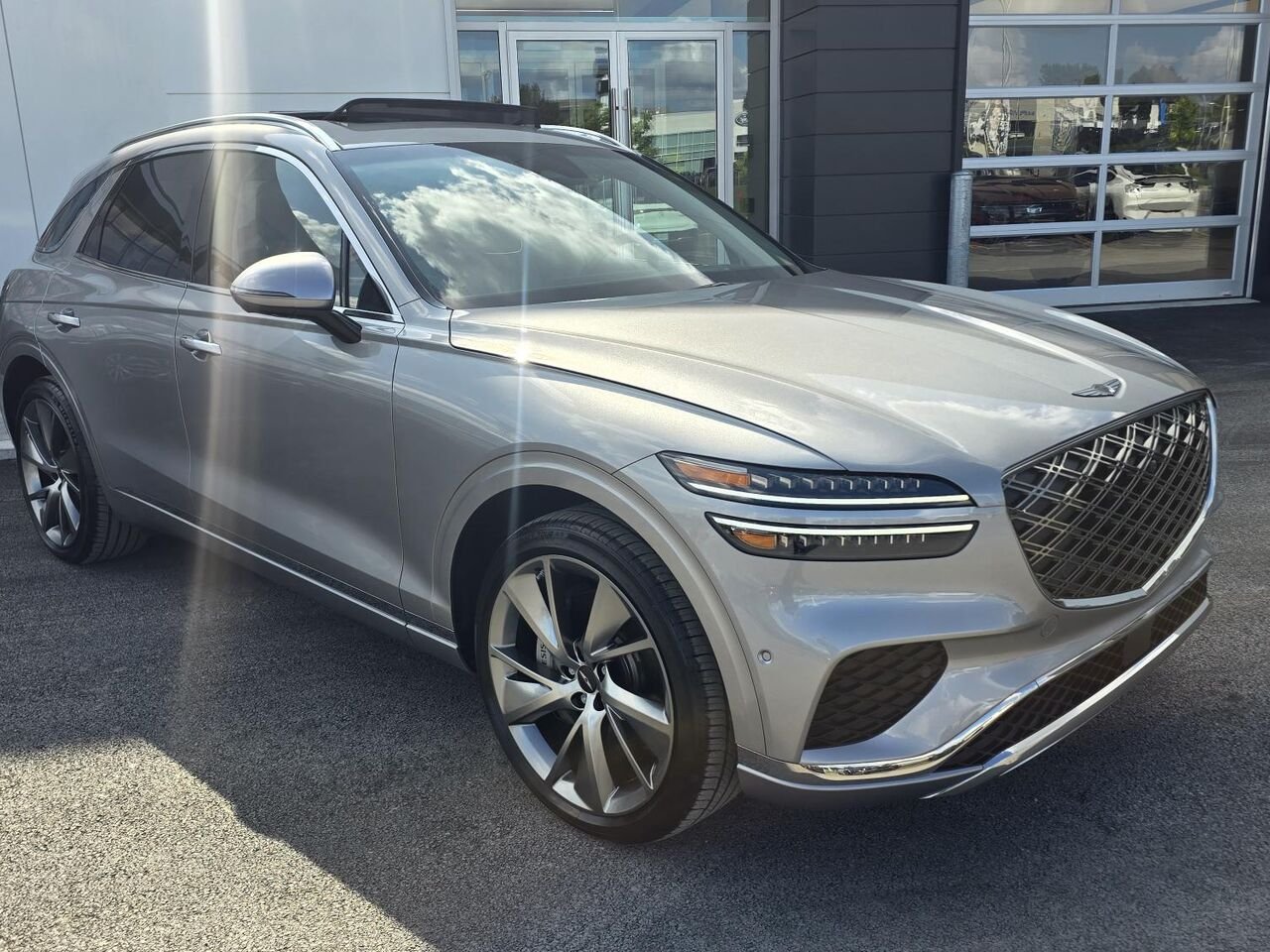 Genesis GV70 2.5T Advanced TI 2026 Argent Laval - photo #2