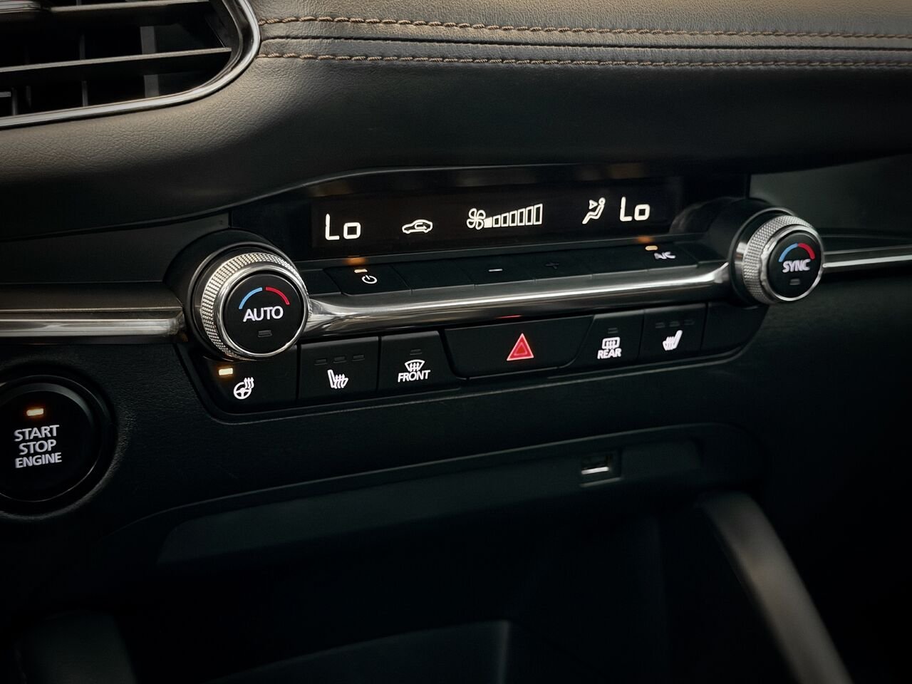 2019 Mazda Mazda3 Red Notre-Dame-des-Prairies - photo #25