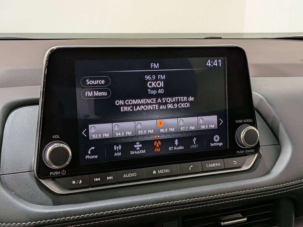 Nissan Rogue 2023 Beige Val-David - photo #21