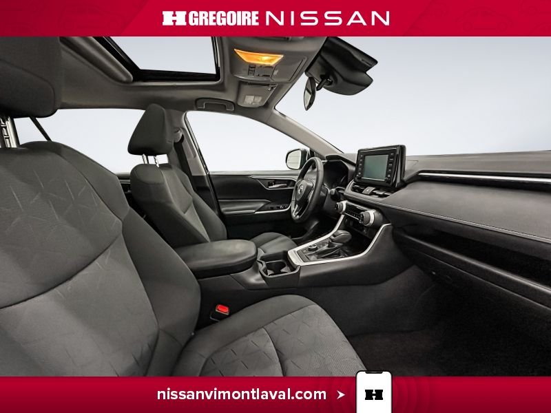 2021 Toyota Rav 4 Black Laval - photo #11
