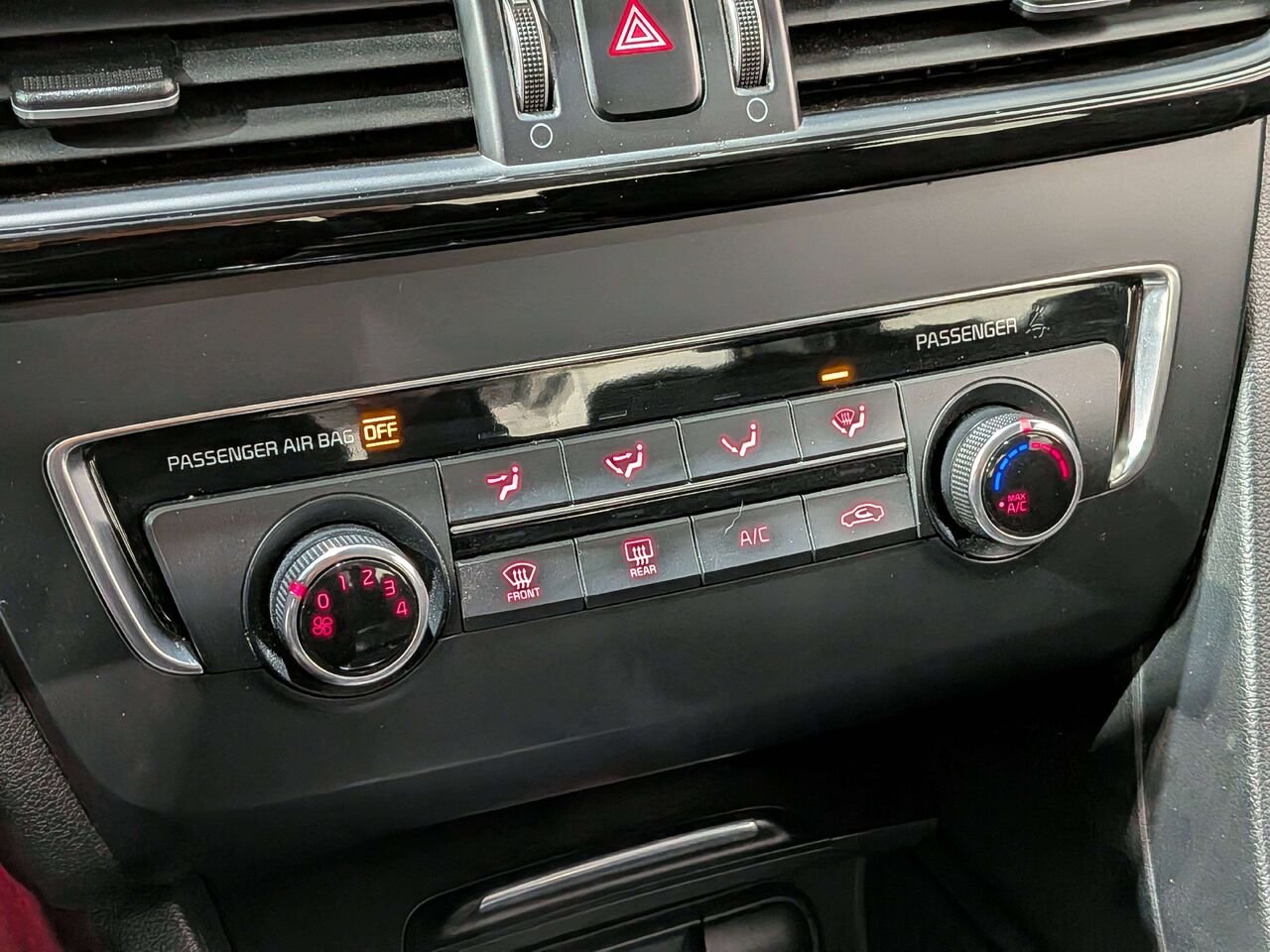 2018 Kia Optima LX Auto Red Val-David - photo #19