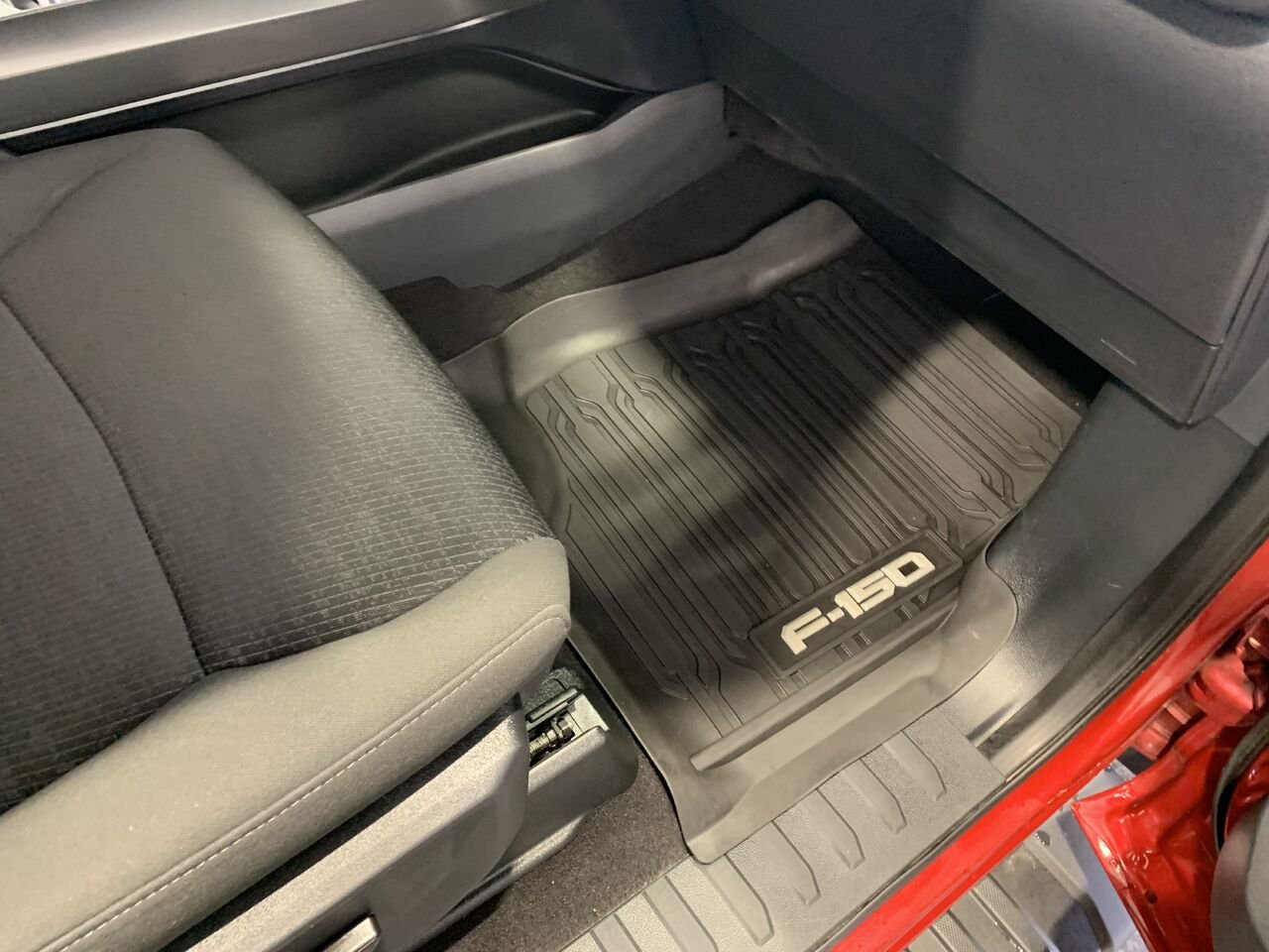 Ford F-150 F150 XLT 302A SPORT NAV REG VIT ADAPT 2024 Rouge Châteauguay - photo #20