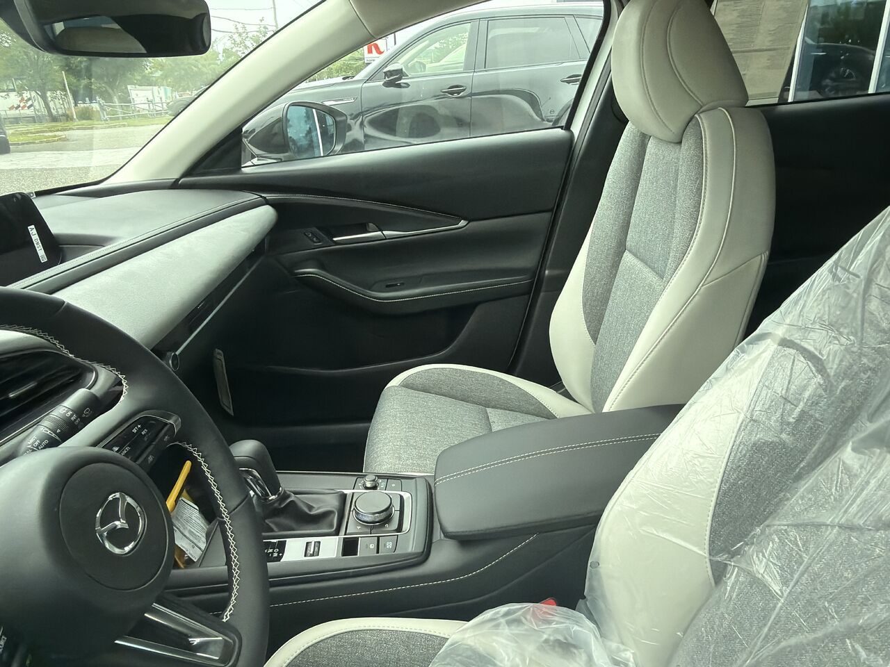 Photo 8 — Mazda CX-30 GS KURO 2026