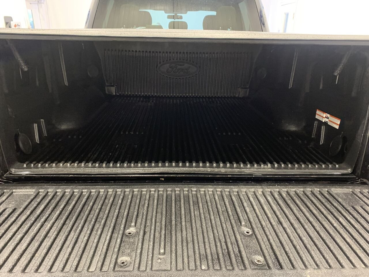 Ford F-150 SUPERCREW XLT 2018 Noir Saint-Eustache - photo #11