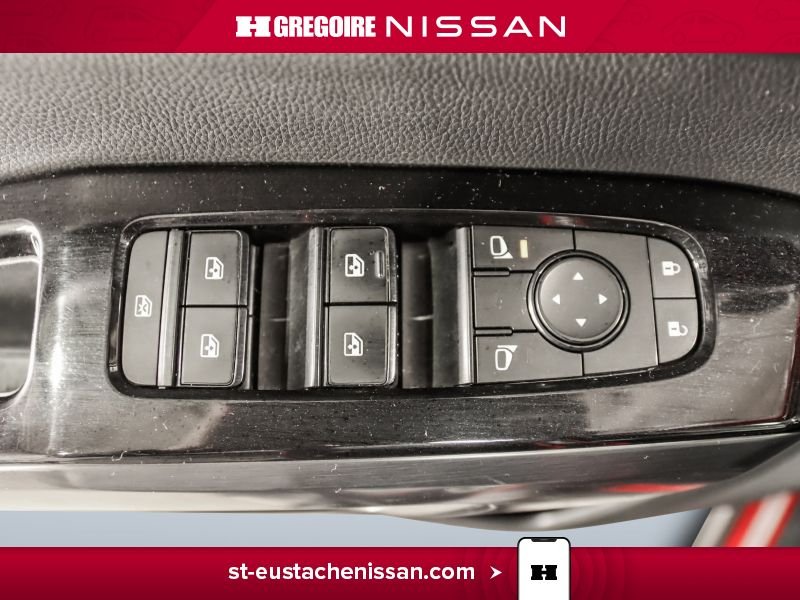 Nissan Pathfinder 2022 Rouge Saint-Eustache - photo #22