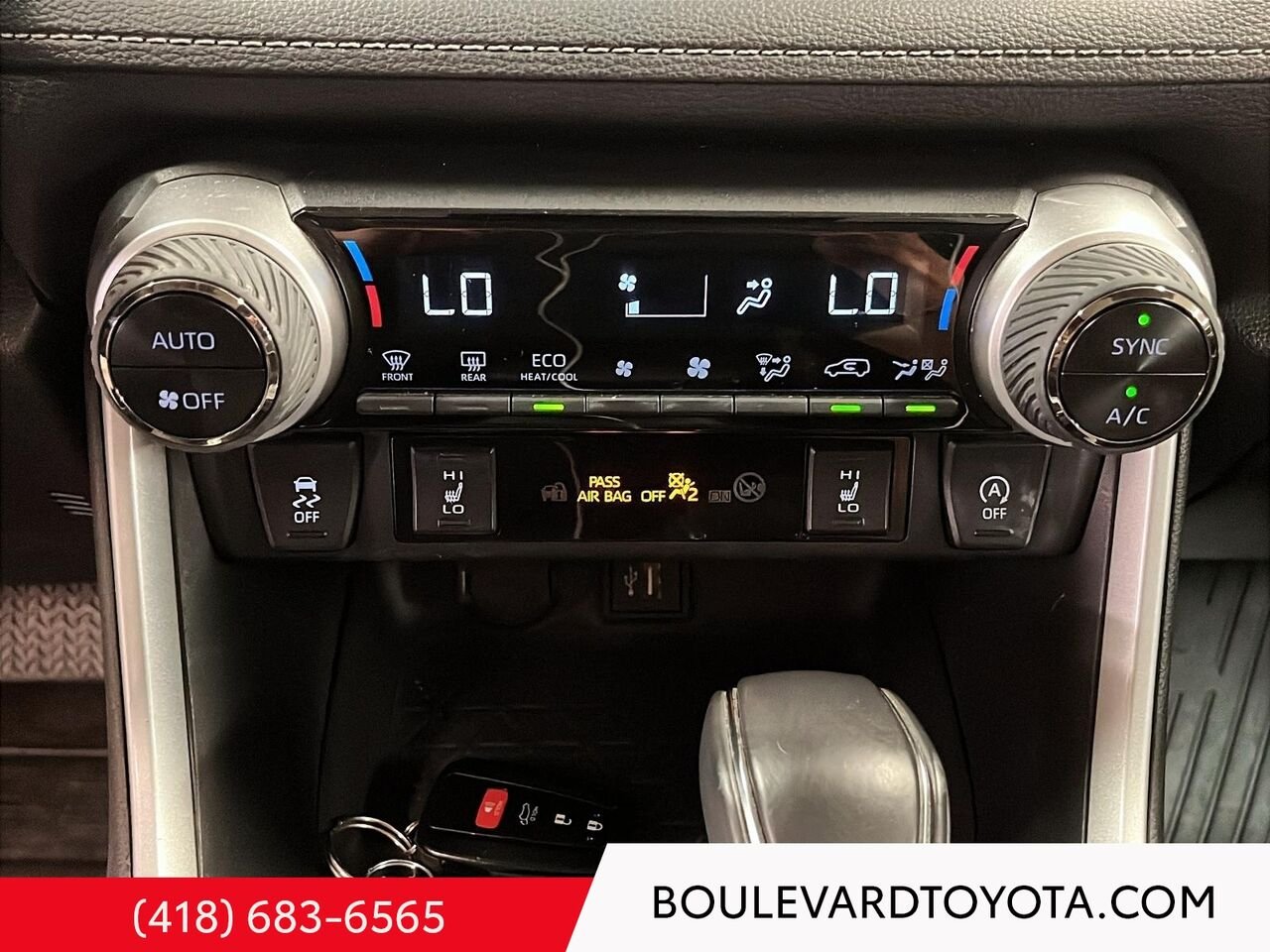 2023 Toyota RAV4 100200A-102 | XLE White Québec - photo #15