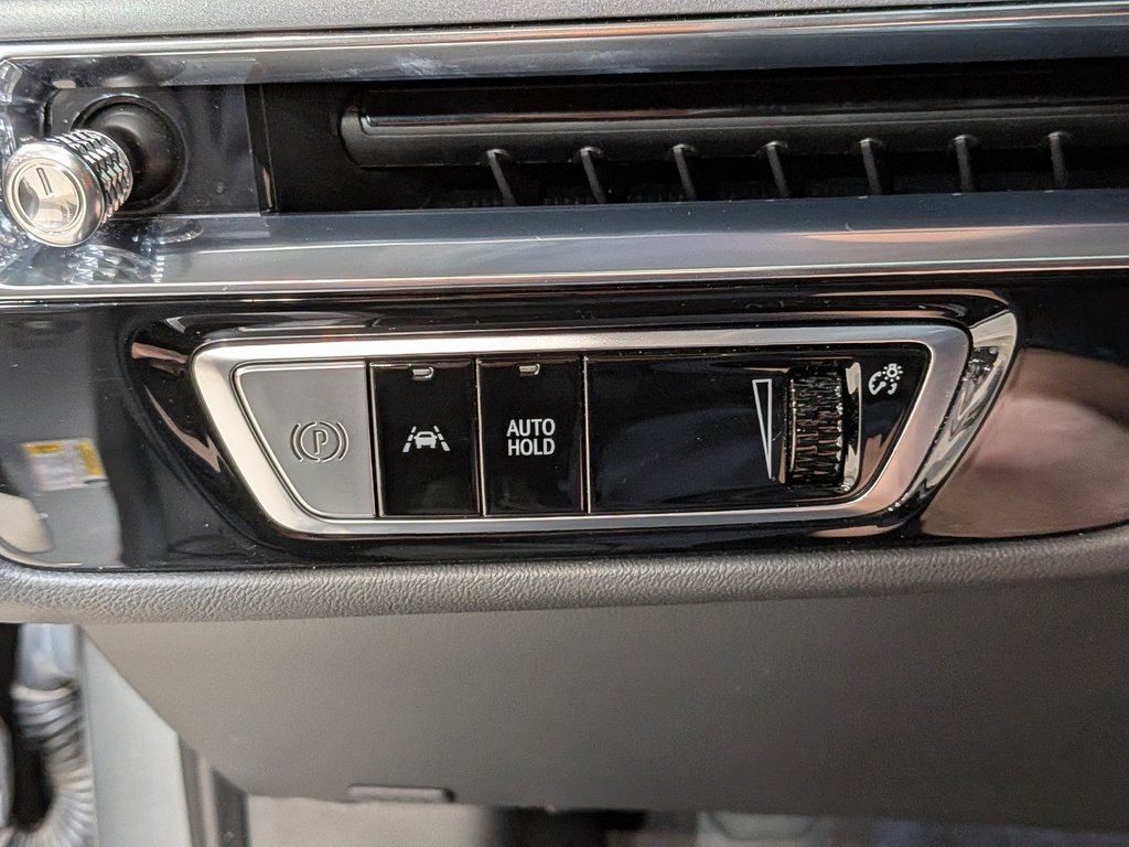 2024 Cadillac LYRIQ 4dr Tech w/1SA Grey Val-David - photo #33