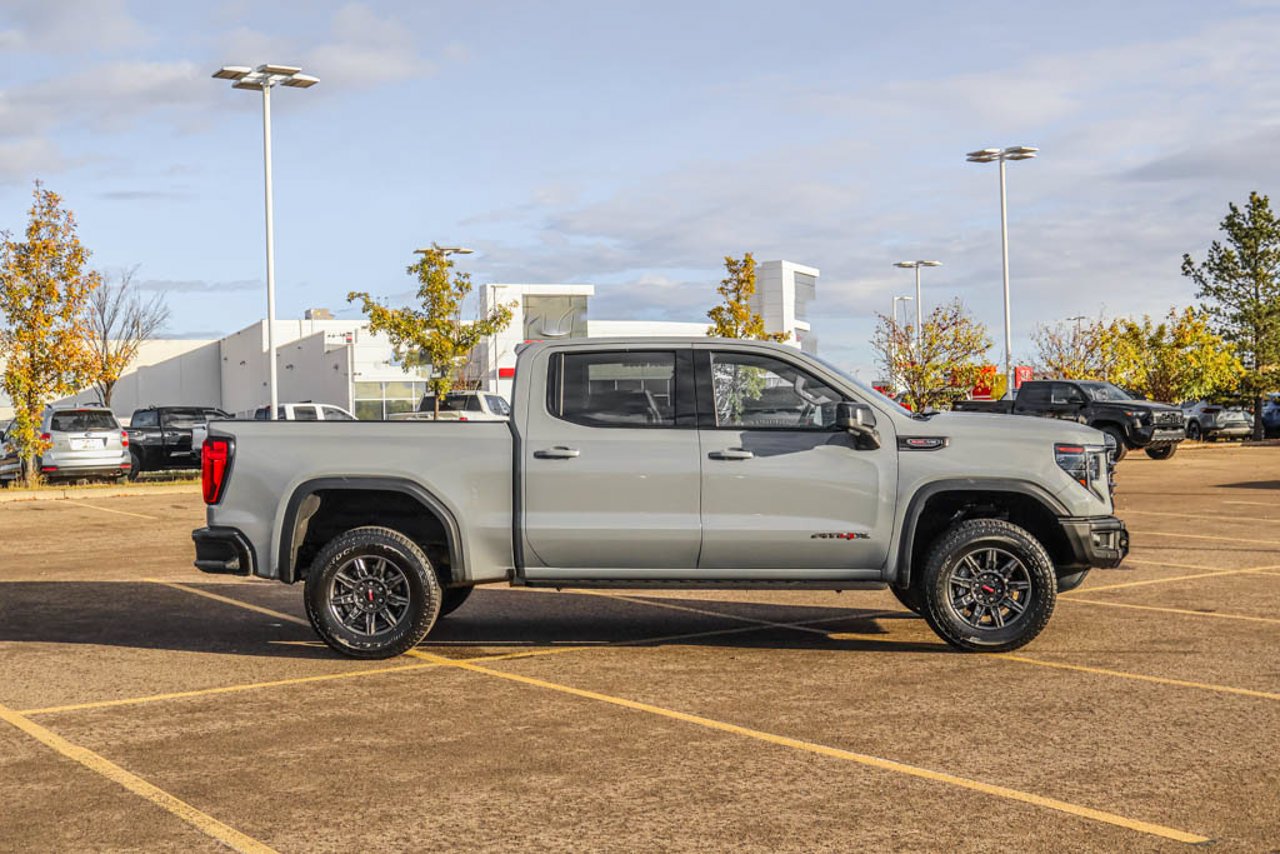 2024 GMC Sierra 1500 4WD Crew Cab 147 AT4X Grey Sherwood Park - photo #9