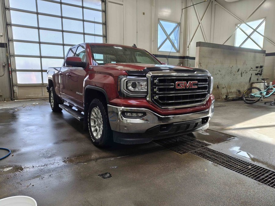 2018 GMC Sierra 1500 SLE 5.3L Z71 | Trailering Package Red