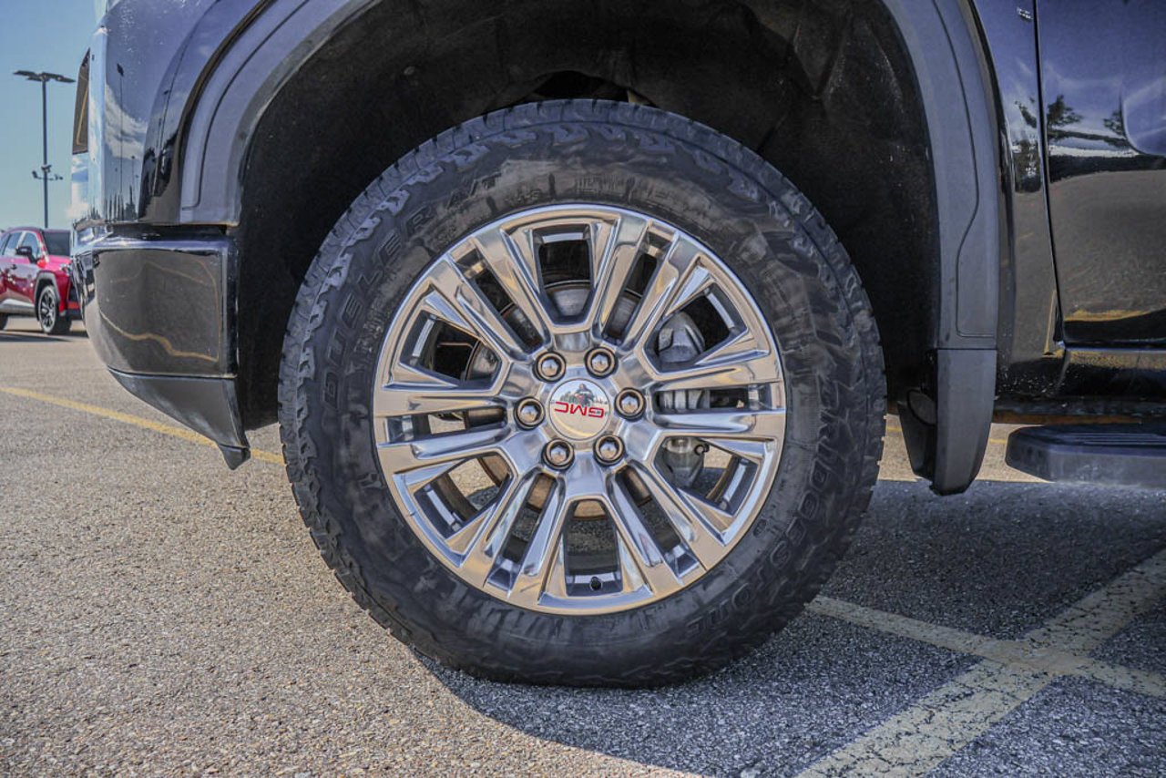 2021 GMC Sierra 1500 4WD Crew Cab 147 Denali Black Sherwood Park - photo #13