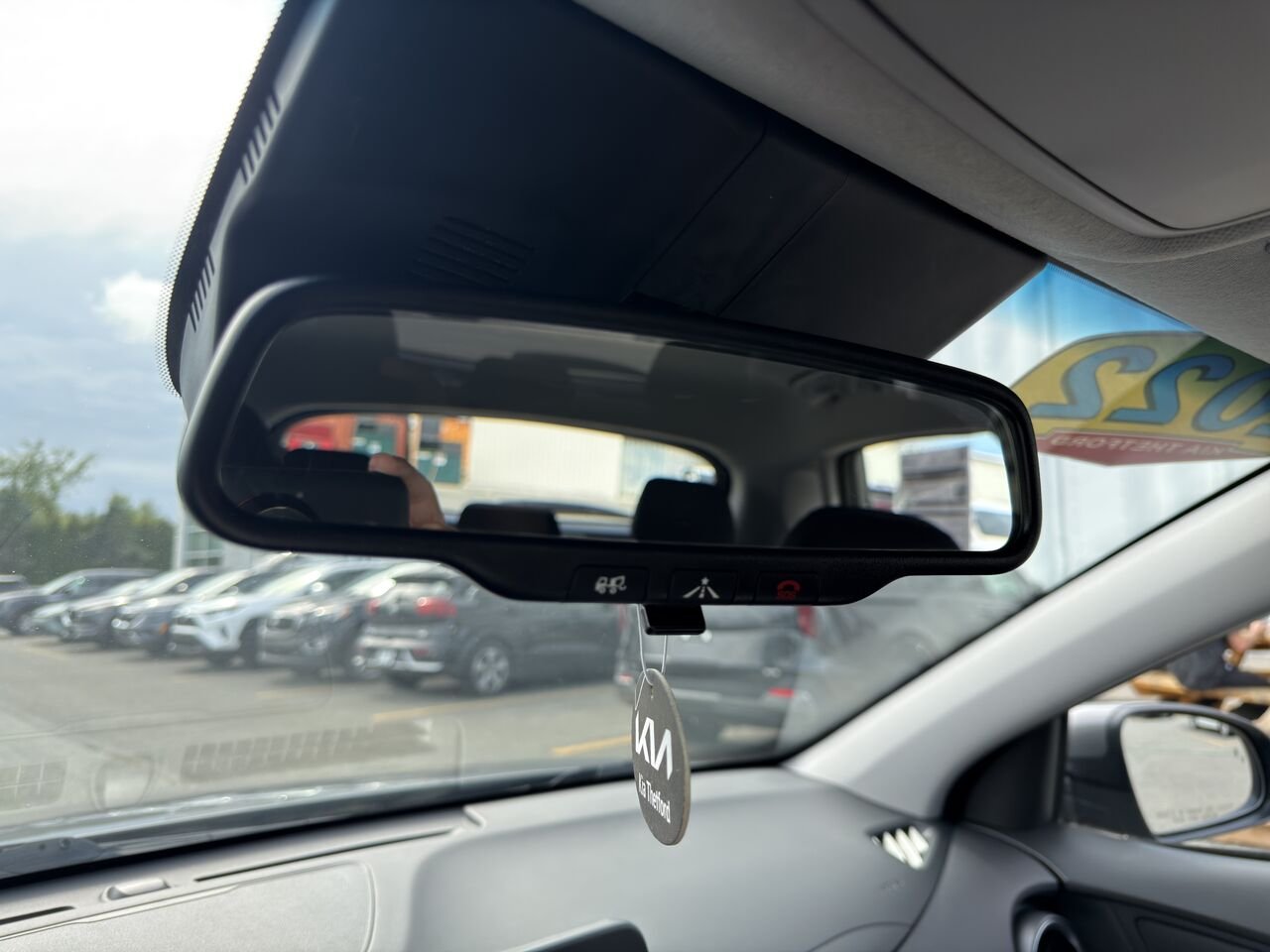 2022 Hyundai Kona Grey Thetford Mines - photo #30