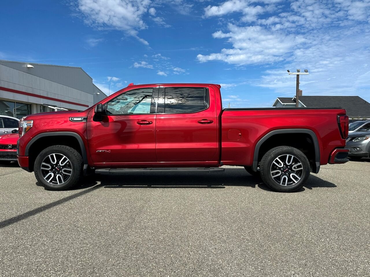 2021 GMC SIERRA K1500 AT4 SIERRA K1500 AT4 Red Matane - photo #1