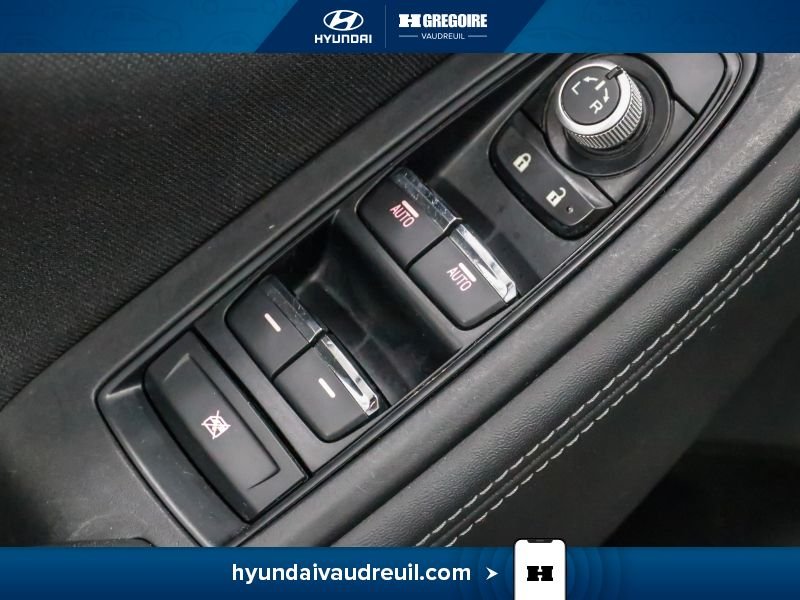 2021 Subaru Forester White Blainville - photo #16