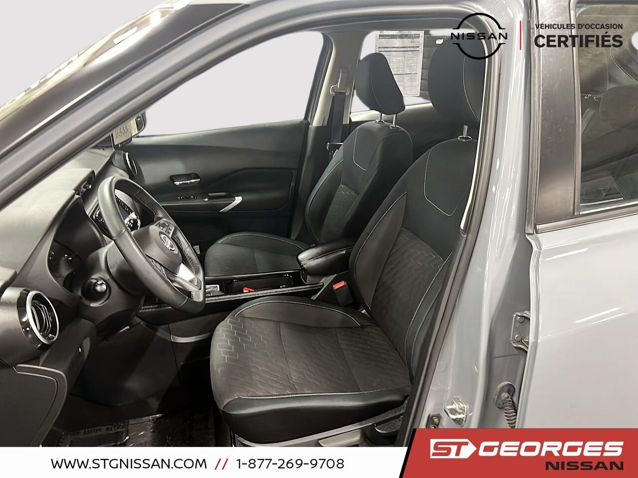 Nissan Kicks 2023 Gris Saint-Georges - photo #8