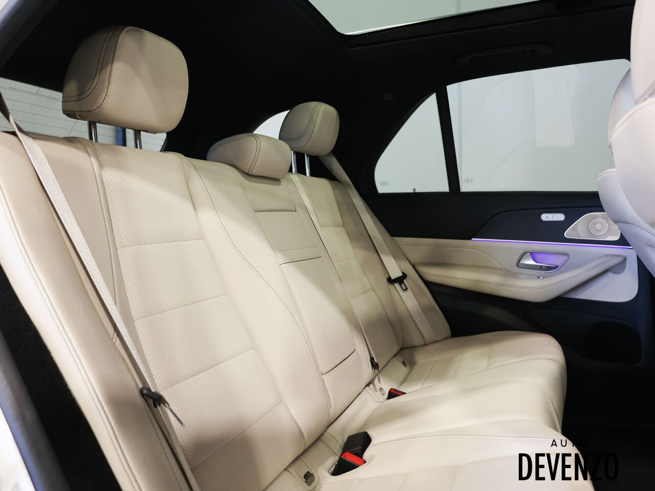 2022 Mercedes-Benz GLE White Saint-Eustache - photo #10
