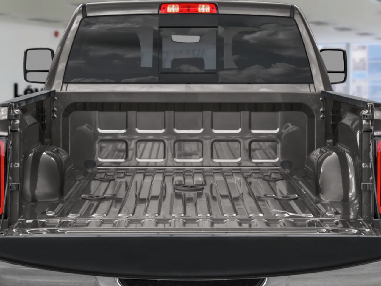 RAM 2500 270070 | Warlock cabine d'équipe 4x4 caisse de 6 pi 4 po 2027 Couche nacrée cristal noir étincelant Gatineau - photo #3