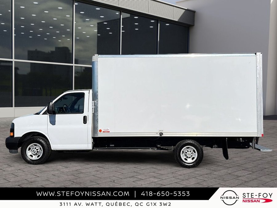 Chevrolet Fourgonnette commerciale tronquée Express 3500 fourgonnette 159 po 2025 Blanc