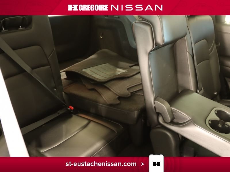 2024 Nissan Pathfinder Black Laval - photo #43