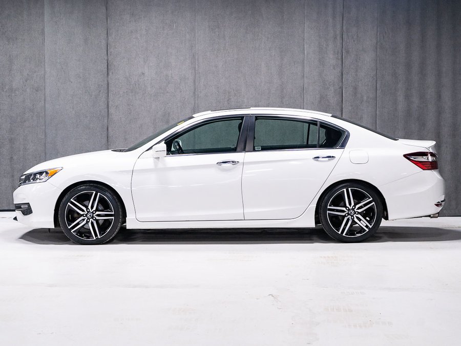 2017 Honda Accord Sedan SPORT White