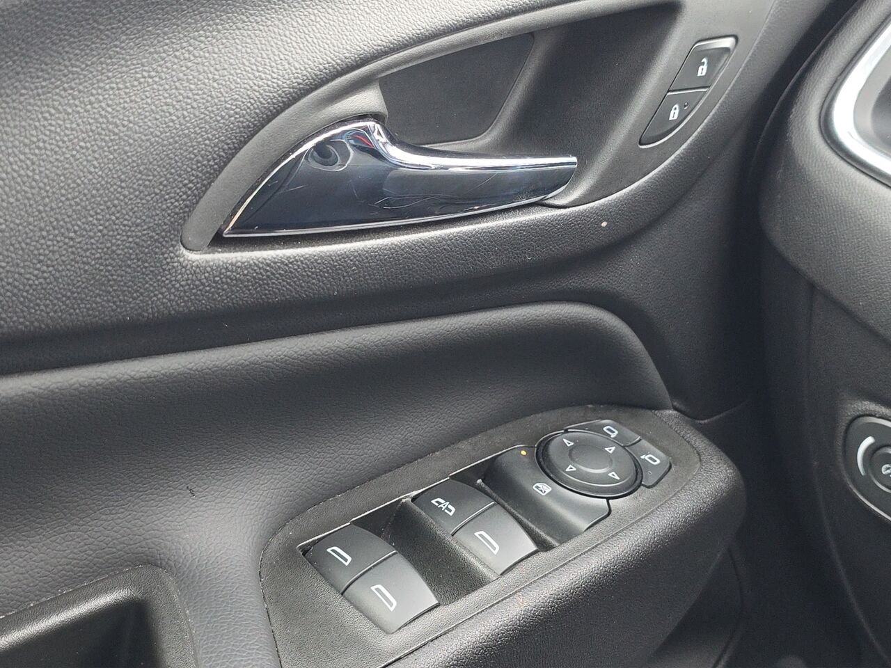 Chevrolet Equinox 2024 Blanc Val-David - photo #10