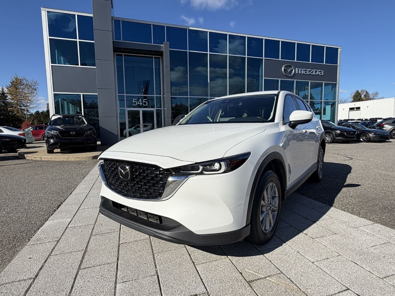 2023 Mazda CX-5 White Ste-Marie - photo #0