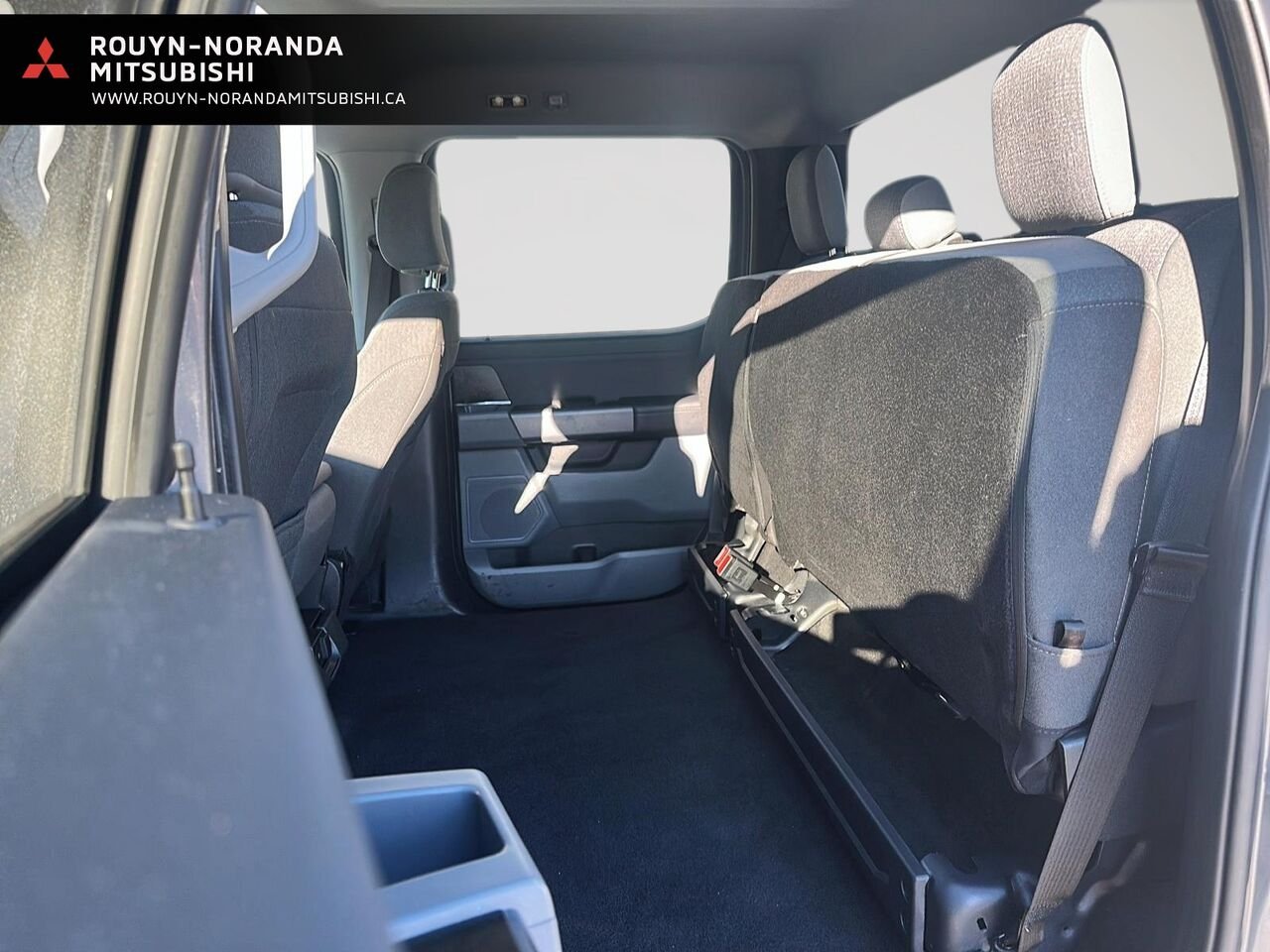 2025 Ford F-150 Grey Rouyn-Noranda - photo #10