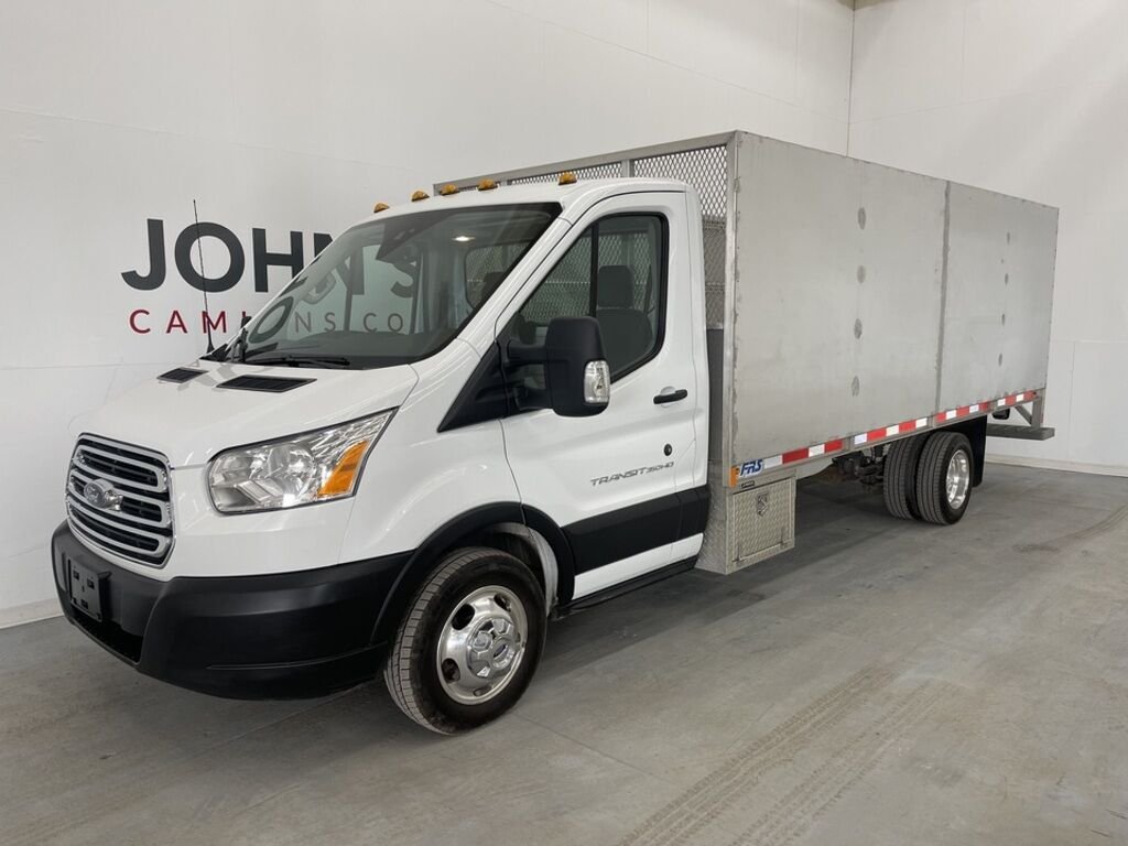 Ford Transit Chassis Cab 2019 Blanc Saint-Eustache - photo #0