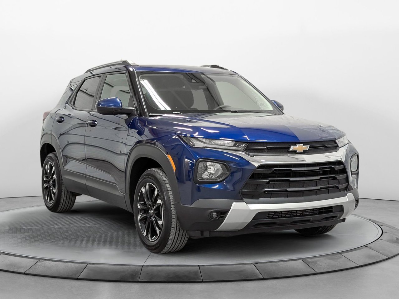 Chevrolet Trailblazer LT 2023 Bleu Saint-Eustache - photo #2