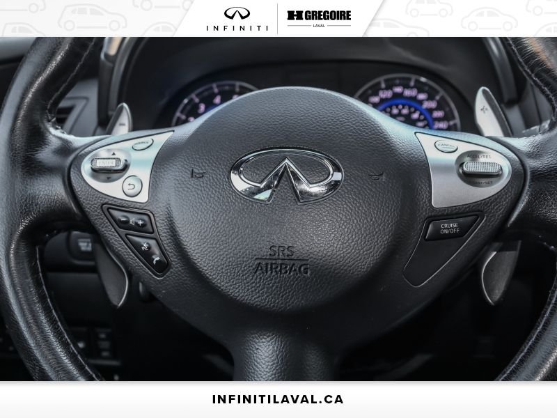 2017 Infiniti QX70 Saint-Eustache - photo #14