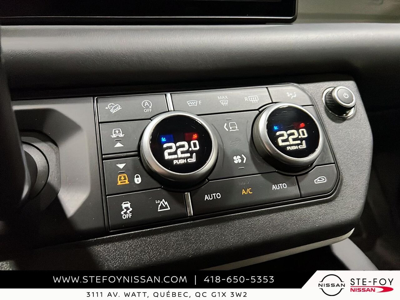 Land Rover Defender 2024 Gris Ste-Foy - photo #34