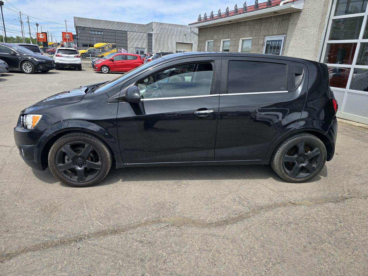 2014 Chevrolet Sonic Black  - photo #2