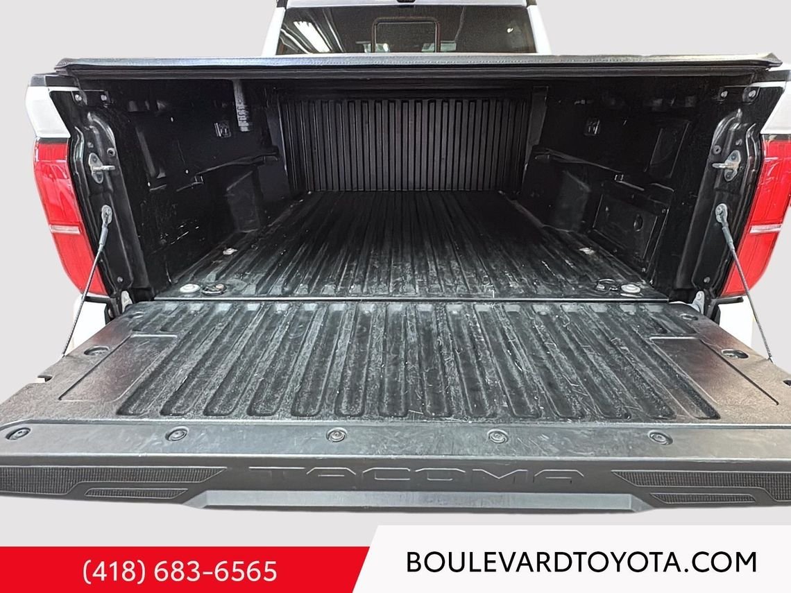 Toyota Tacoma 99312A-15 | TRD Offroad Hybrid 2024 Blanc Québec - photo #9