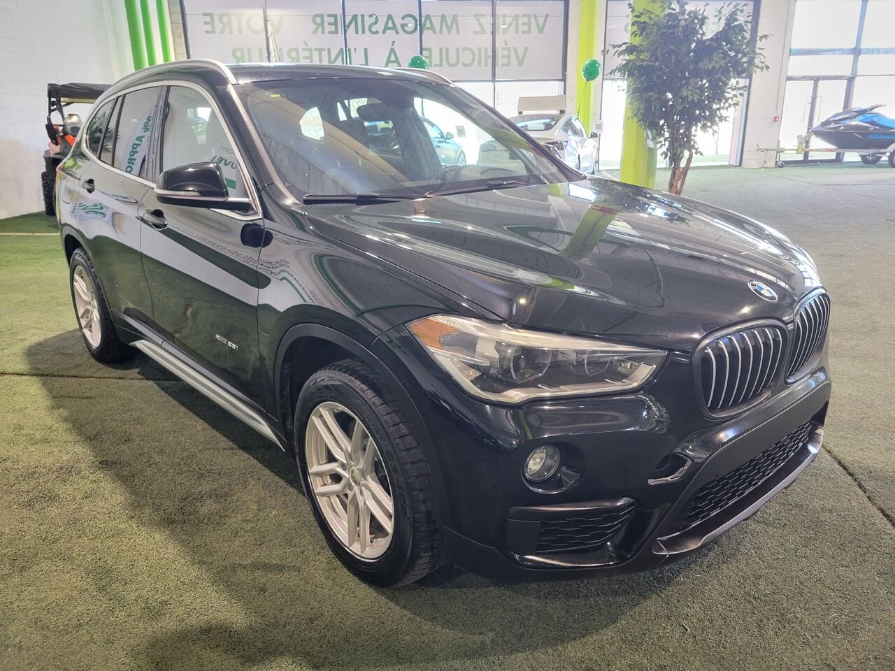 2018 BMW X1 Black  - photo #7