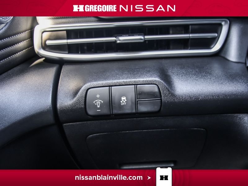 2025 Hyundai Elantra Grey Blainville - photo #21
