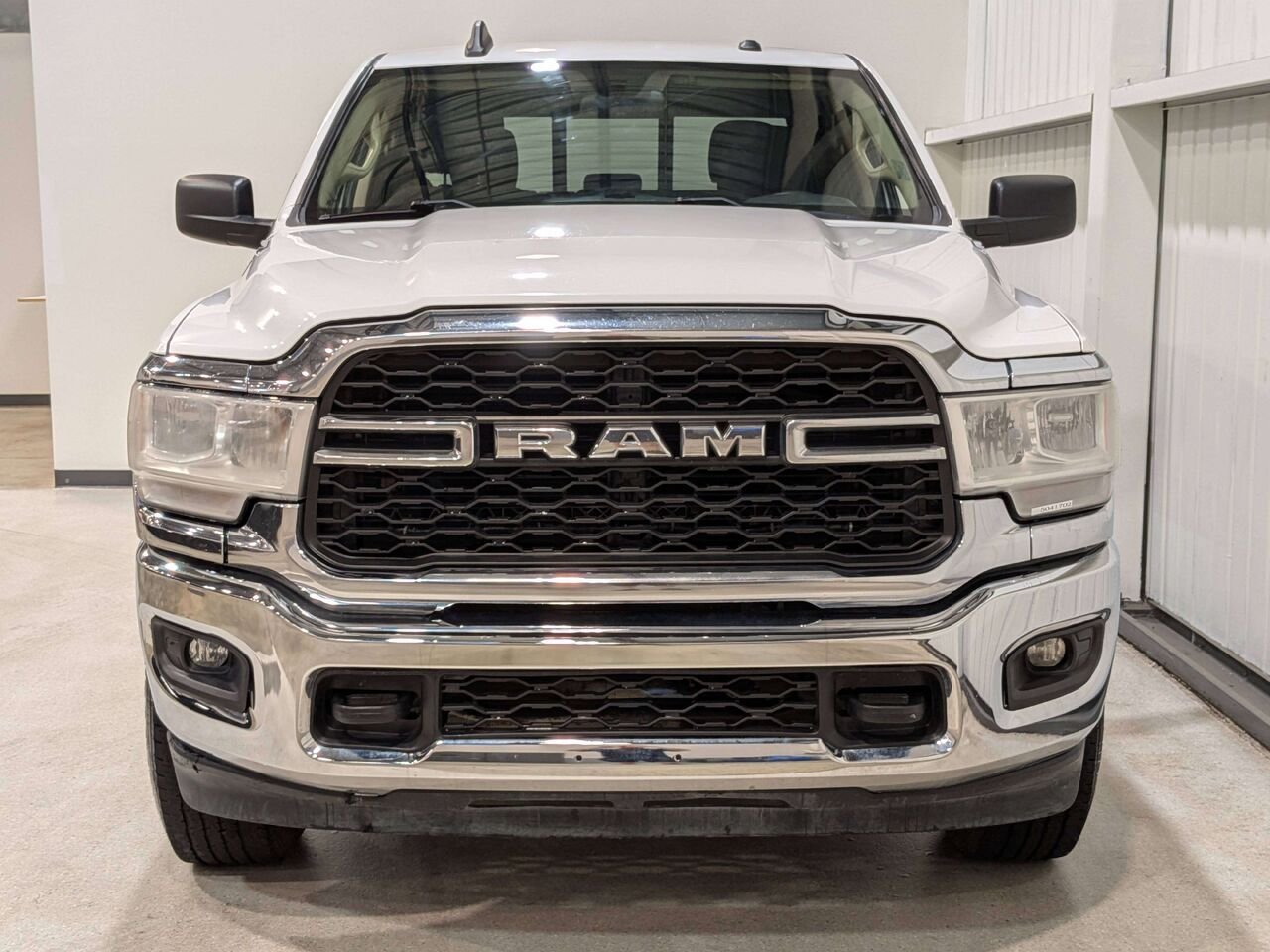 Ram 2500 Tradesman 4x4 Crew Cab 8' Box 2019 Blanc Val-David - photo #4