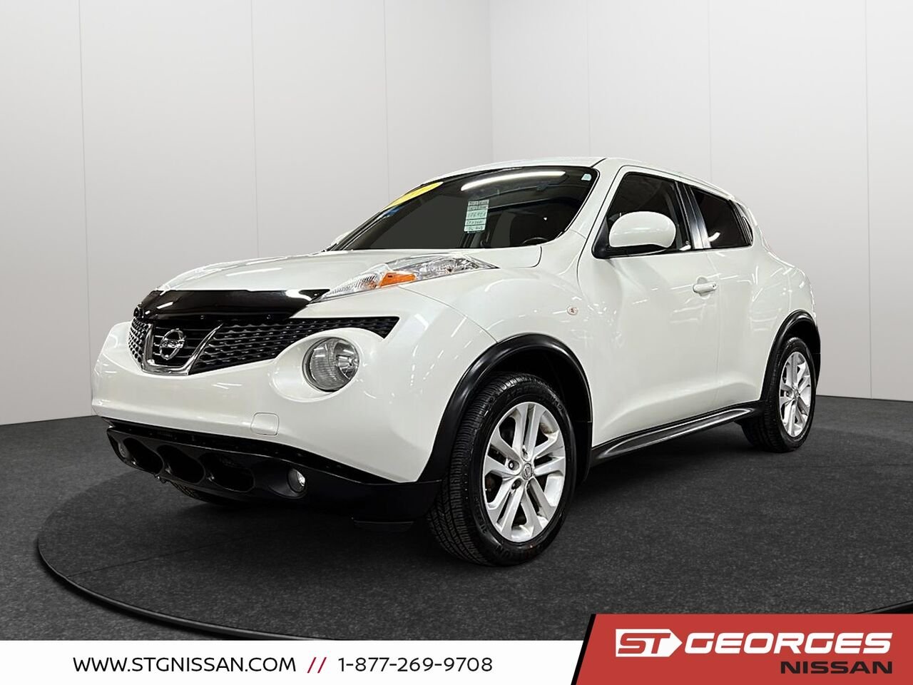 Nissan JUKE 2012 Blanc Saint-Georges - photo #0