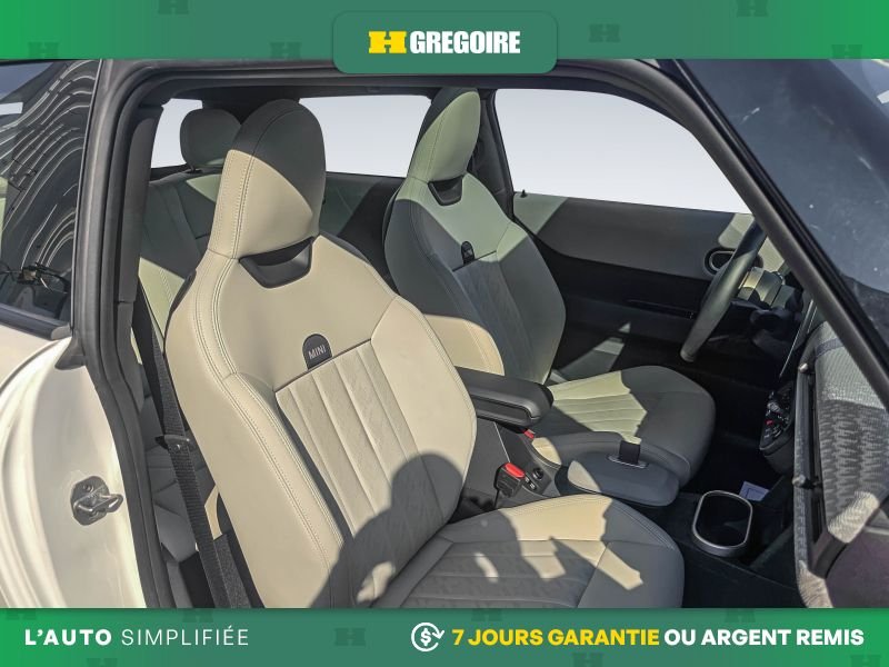 2025 Mini Cooper S White Saint-Eustache - photo #19