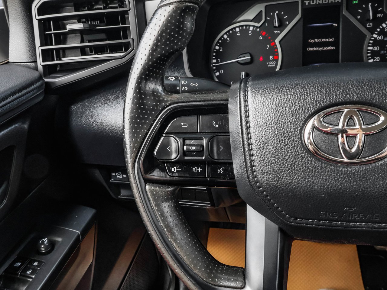2024 Toyota Tundra 4x4 Crewmax SR White Sherwood Park - photo #20