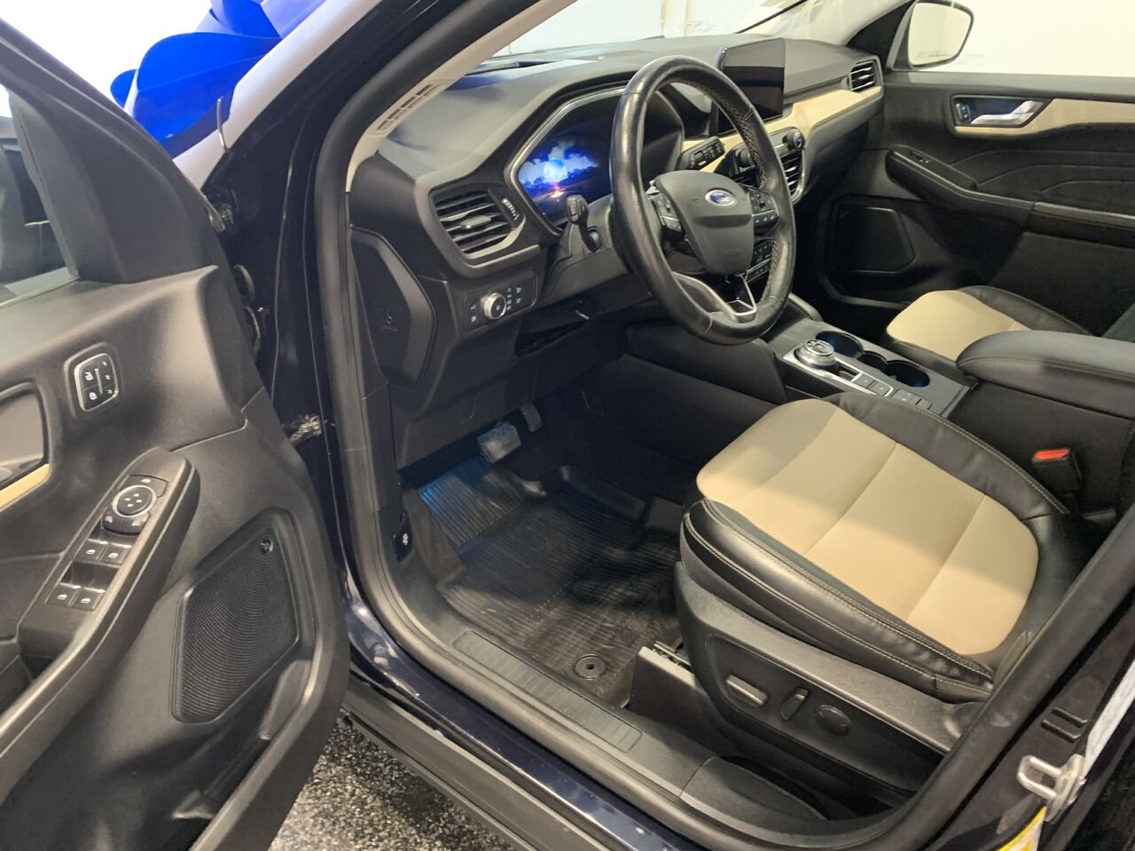 Ford Escape ELITE PACK+AWD+HYBRIDE+TOW PACK+PANO ROOF 2021 Bleu Châteauguay - photo #28