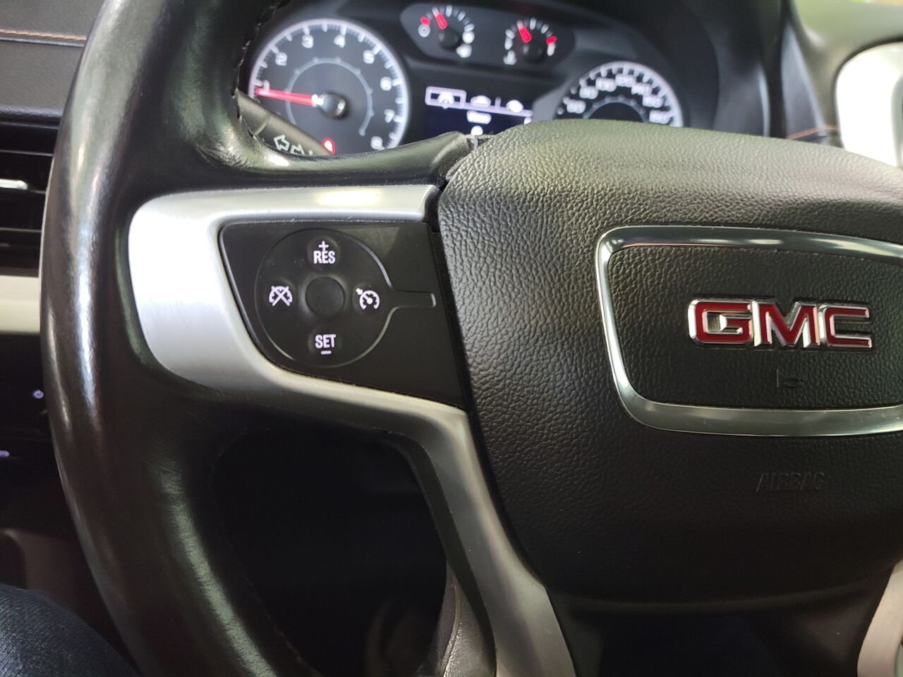 2018 GMC Terrain Red  - photo #17