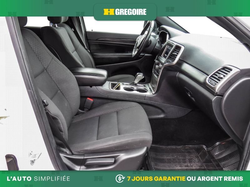 2019 Jeep Grand Cherokee Black Laval - photo #26