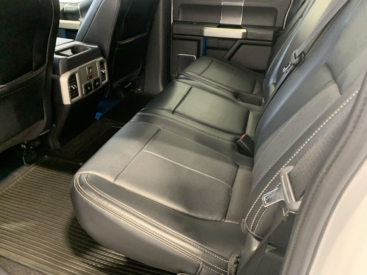 2019 Ford F-150 White Châteauguay - photo #24