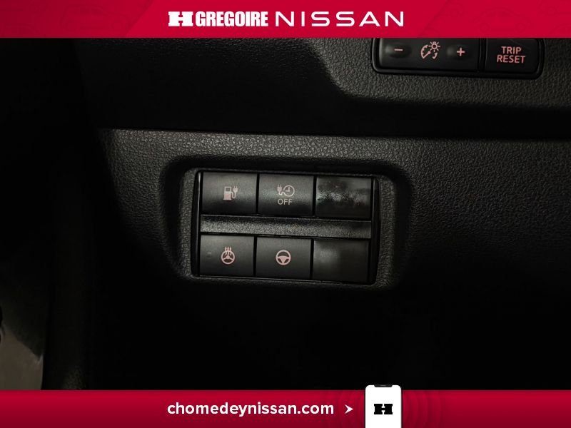 2023 Nissan Leaf Red Saint-Eustache - photo #15