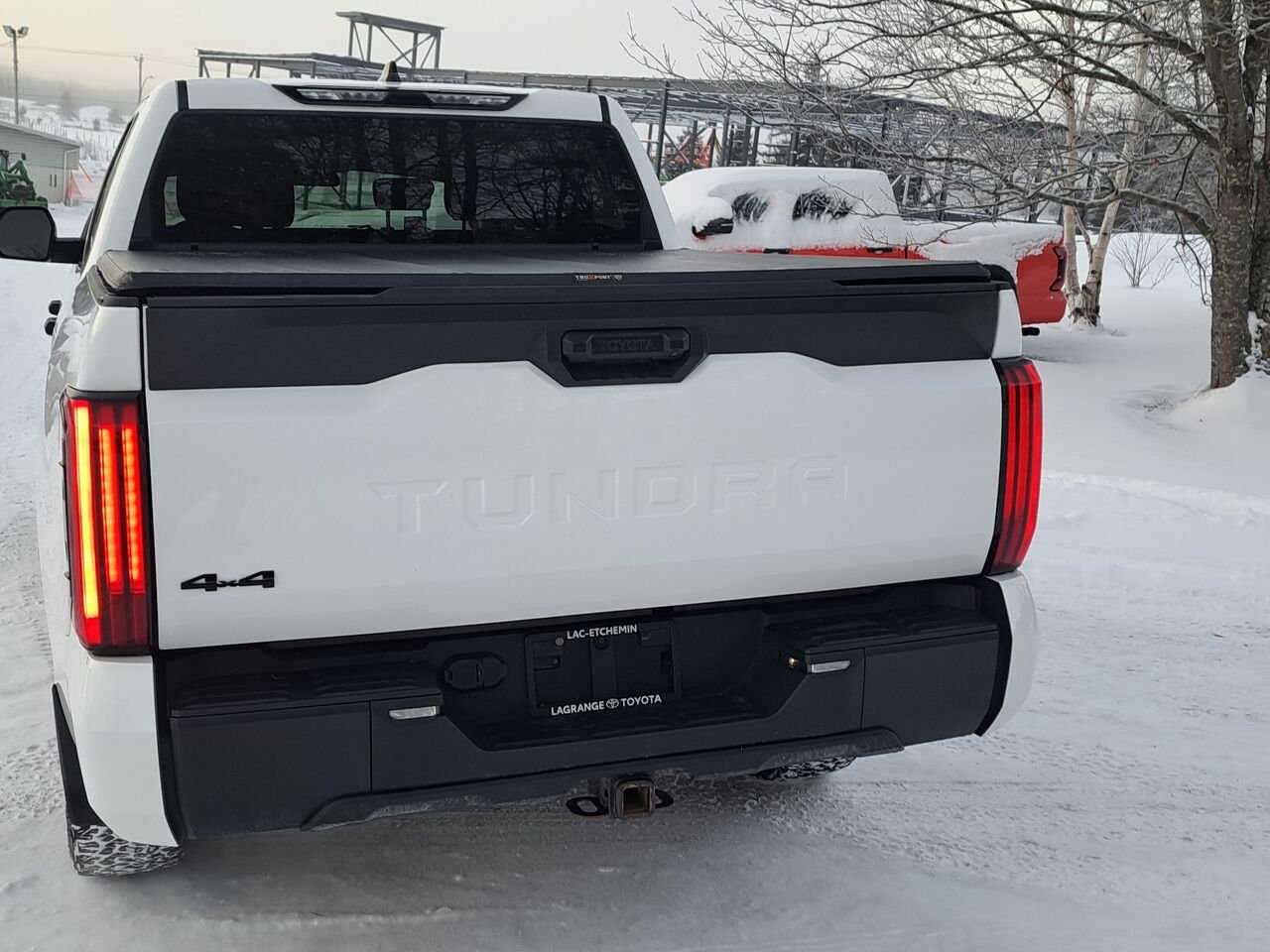 Toyota Tundra SR CrewMax 4x4 2023 blanc Lac-Etchemin - photo #4