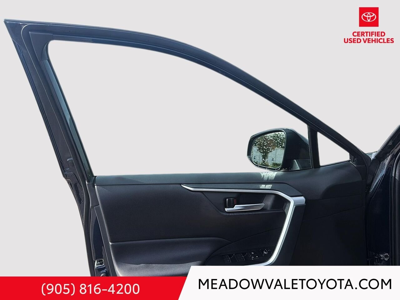 2025 Toyota RAV4 Sunroof, Sunroof, Power Seat, Power Rear Tailgate, Push button start Blue Mississauga - photo #7