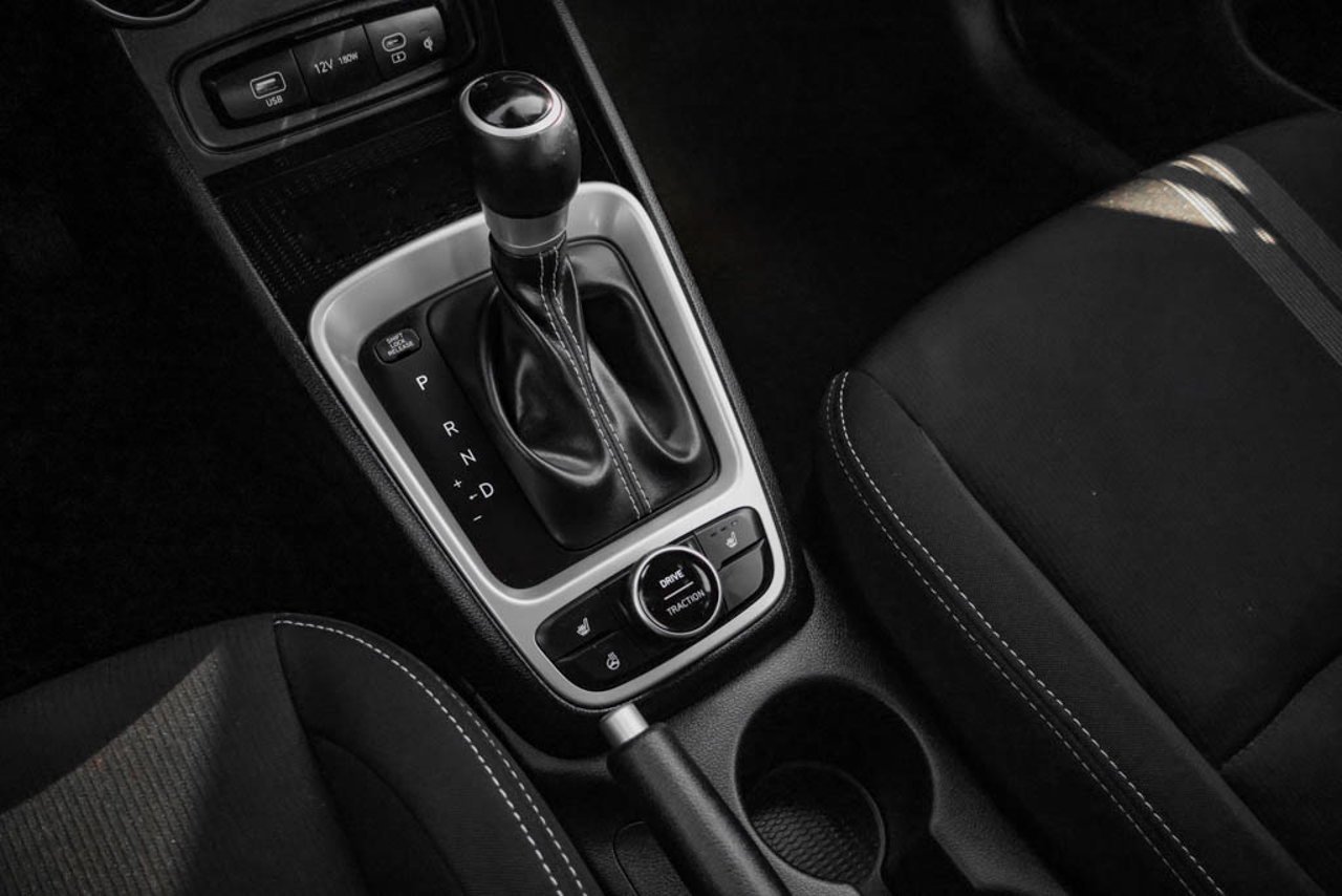 2026 Hyundai Venue Preferred IVT Black Sherwood Park - photo #25