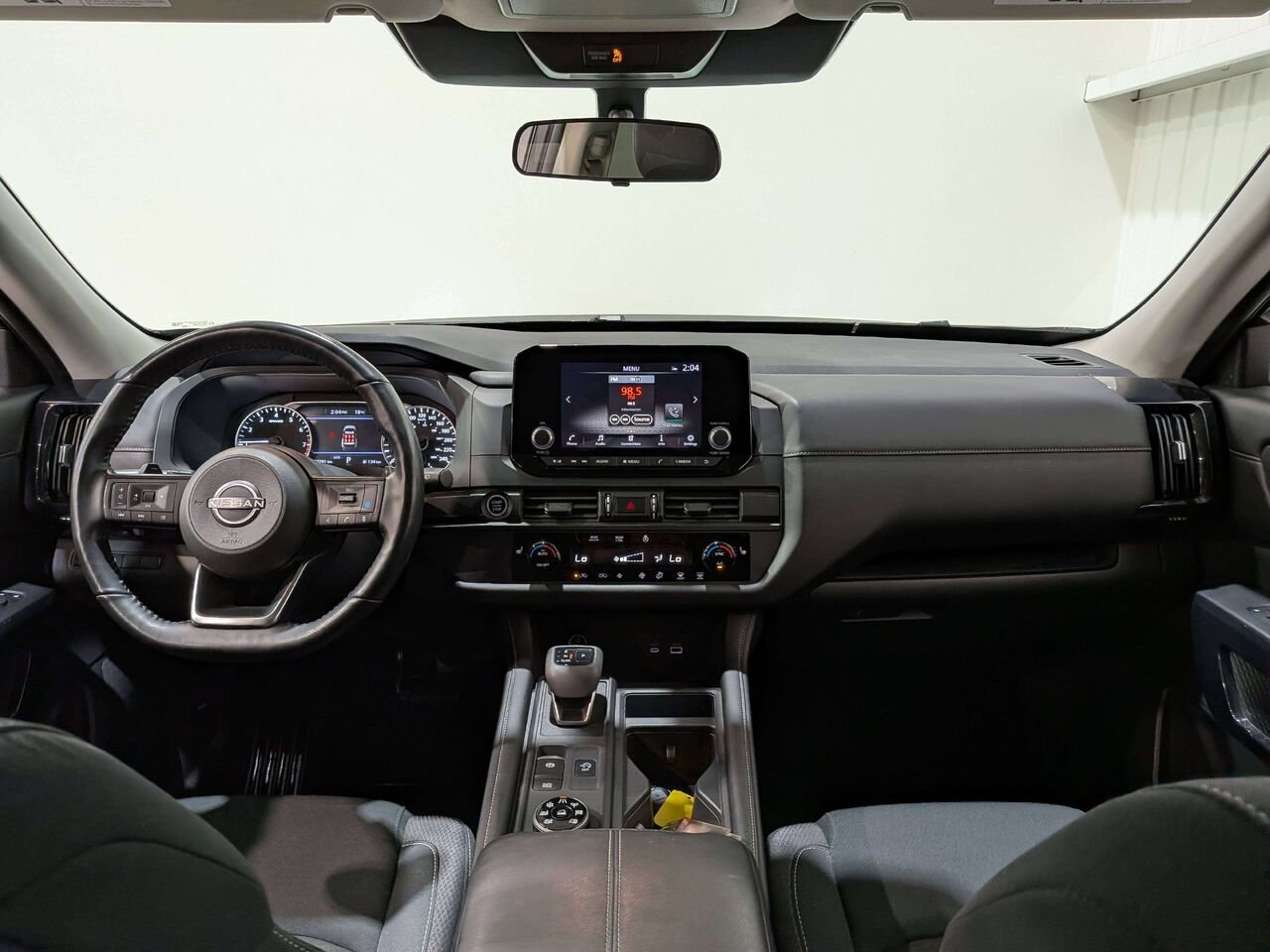 2024 Nissan Pathfinder S 4WD Black Val-David - photo #12