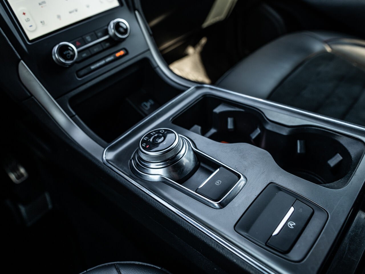 2022 Ford Edge Black Sainte-Julienne - photo #28
