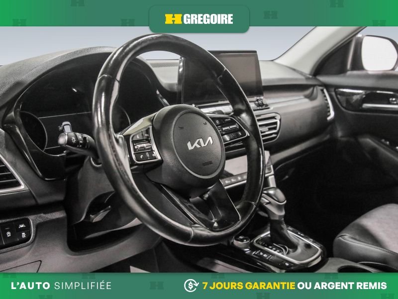 Kia Seltos 2023 Gris Laval - photo #11